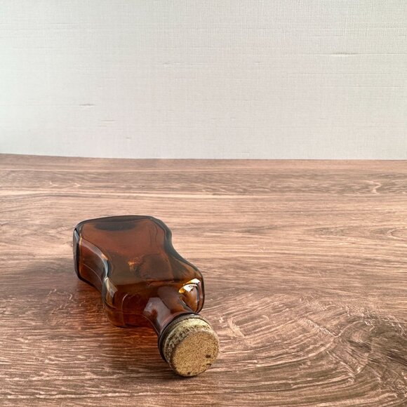 Vintage Crown Colony Guitar-Shaped Amber Glass Bottle With Brass Lid 4 1/2" Tall - Picture 3 of 10